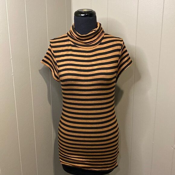 NEW Elan Small Right Turtleneck T-Shirt Black/brown striped. - Picture 1 of 6